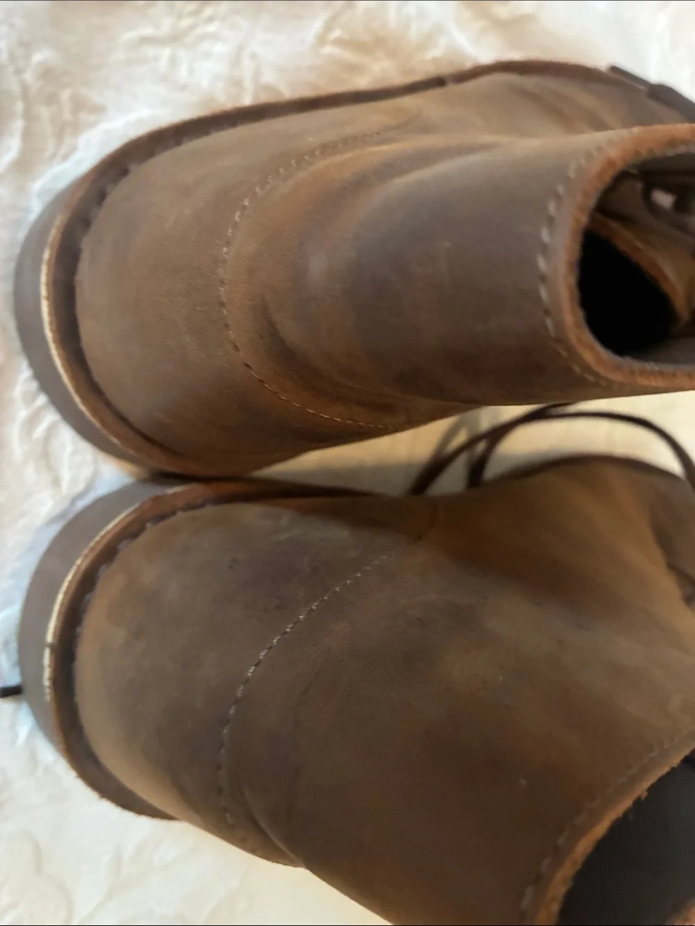 Clark’s Men's Brown Leather Chukka Boots - Classic Casual